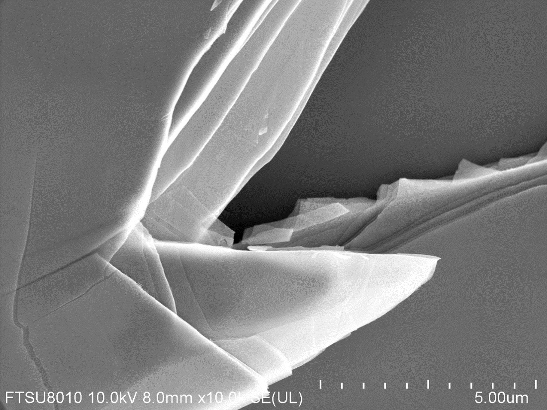 Bi2Te3 crystal  Crystal size>100mm2